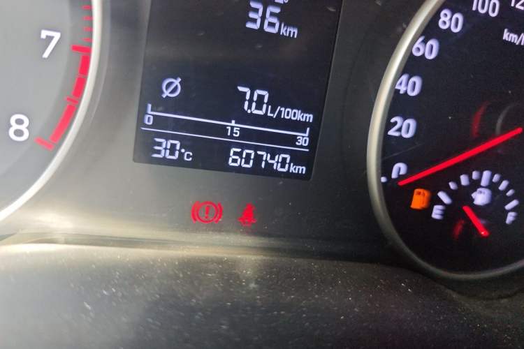 Used Hyundai Celesta 2018 1.6L Automatic GL Enjoyment Edition China VI compliant Odometer Close Up