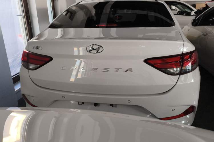 Used Hyundai Celesta 2018 1.6L Automatic GL Enjoyment Version China V Standard Rear