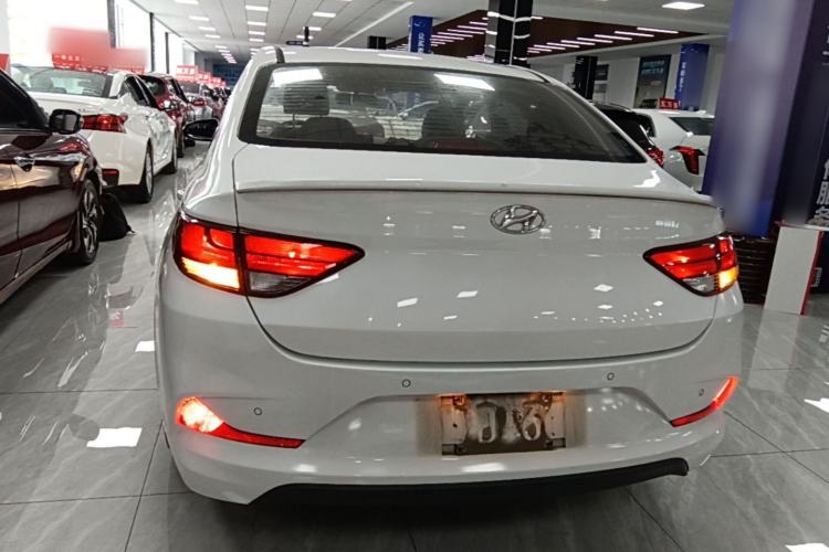 Used Hyundai Celesta 2018 1.6L Automatic GL Enjoyment Edition China VI compliant Rear