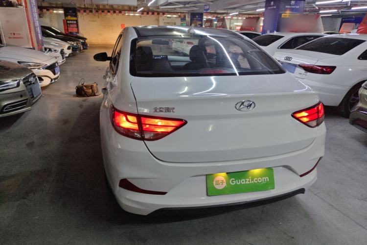 Used Hyundai Celesta 2018 1.6L Automatic GL Enjoyment Edition China VI compliant Rear