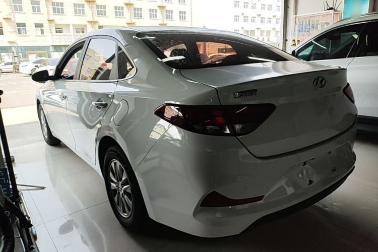 Used Hyundai Celesta 2018 1.6L Automatic GL Enjoyment Edition China VI compliant Rear Left 45 Deg