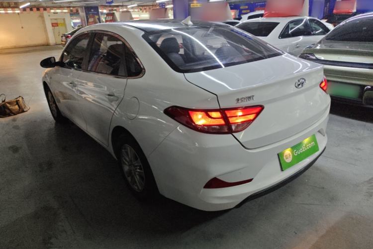 Used Hyundai Celesta 2018 1.6L Automatic GL Enjoyment Edition China VI compliant Rear Left 45 Deg