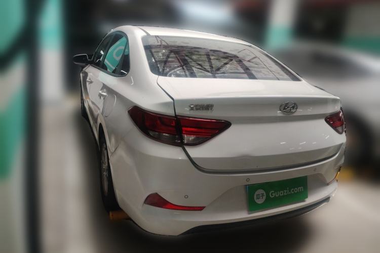 Used Hyundai Celesta 2018 1.6L Automatic GL Enjoyment Edition China VI compliant Rear Left 45 Deg