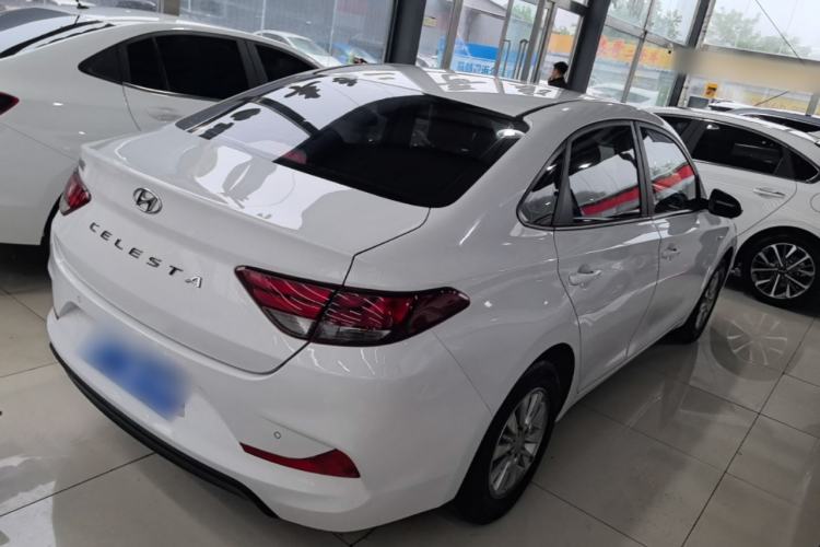 Used Hyundai Celesta 2018 1.6L Automatic GL Enjoyment Edition China VI compliant Rear Right 45 Deg