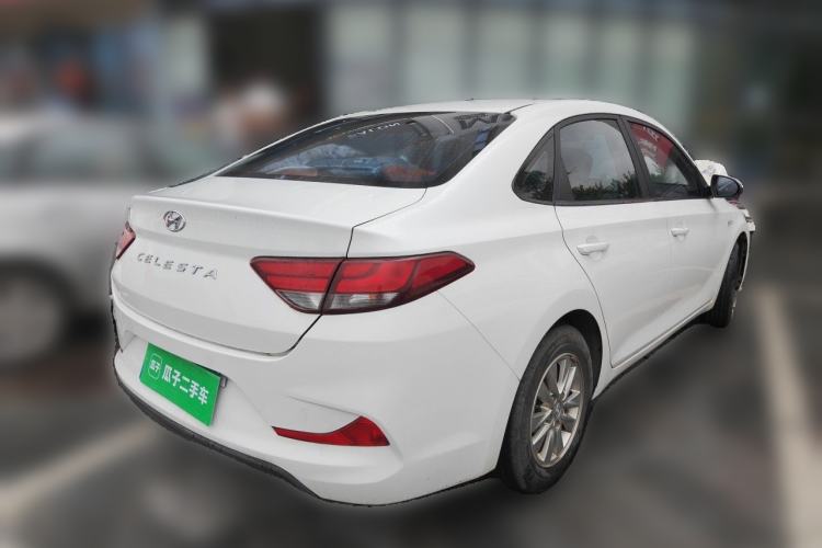 Used Hyundai Celesta 2018 1.6L Automatic GL Enjoyment Edition China VI compliant Rear Right 45 Deg
