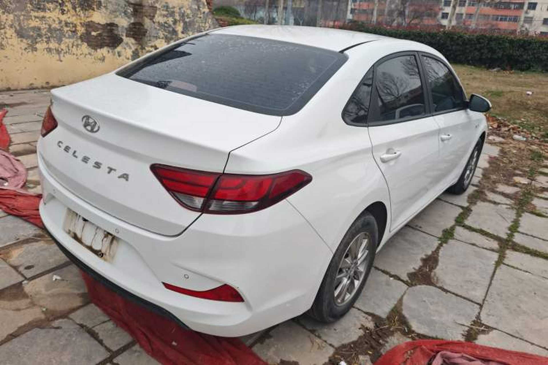 Used Hyundai Celesta 2018 1.6L Automatic GL Enjoyment Edition China VI compliant Rear Right 45 Deg