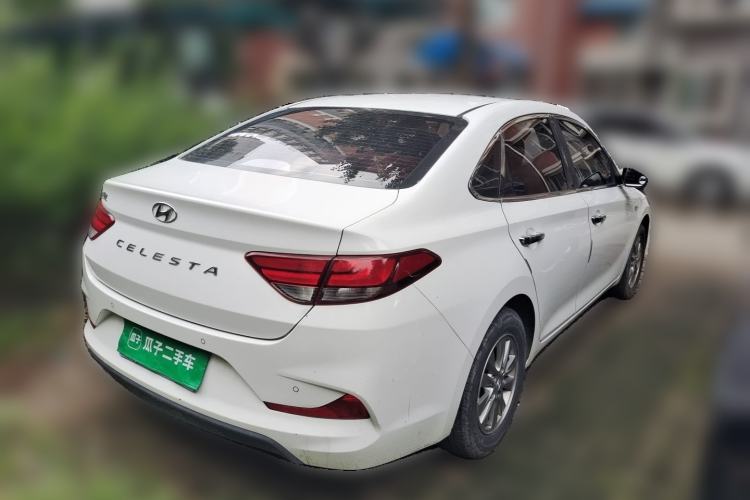 Used Hyundai Celesta 2018 1.6L Automatic GL Enjoyment Edition China VI compliant Rear Right 45 Deg