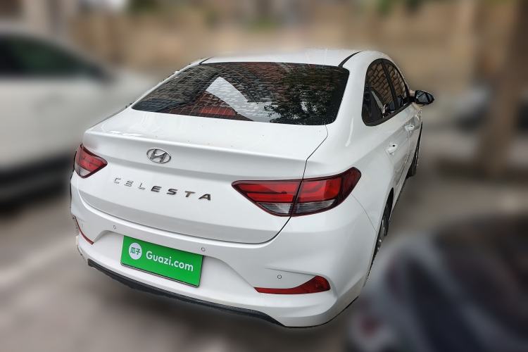 Used Hyundai Celesta 2018 1.6L Automatic GL Enjoyment Edition China VI compliant Rear Right 45 Deg