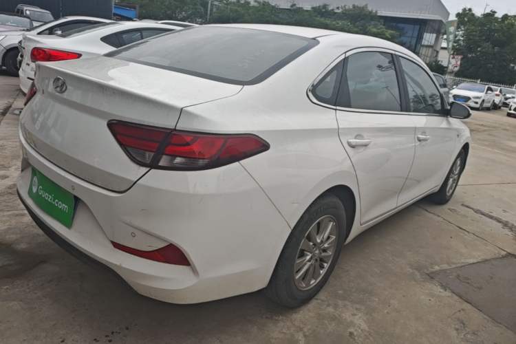 Used Hyundai Celesta 2018 1.6L Automatic GL Enjoyment Edition China VI compliant Rear Right 45 Deg