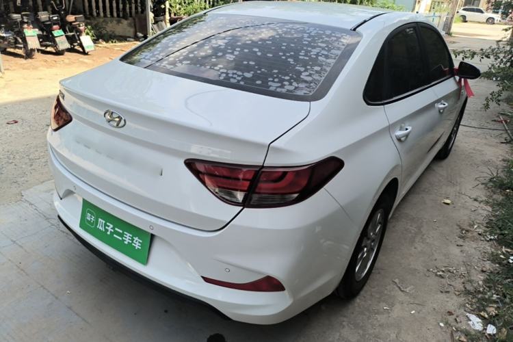 Used Hyundai Celesta 2018 1.6L Automatic GL Enjoyment Edition China VI compliant Rear Right 45 Deg