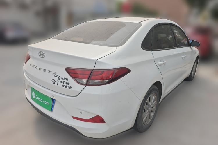 Used Hyundai Celesta 2018 1.6L Automatic GL Enjoyment Edition China VI compliant Rear Right 45 Deg