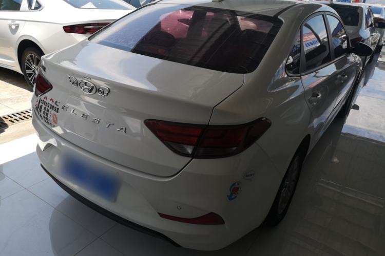 Used Hyundai Celesta 2018 1.6L Automatic GL Enjoyment Edition China VI compliant Rear Right 45 Deg