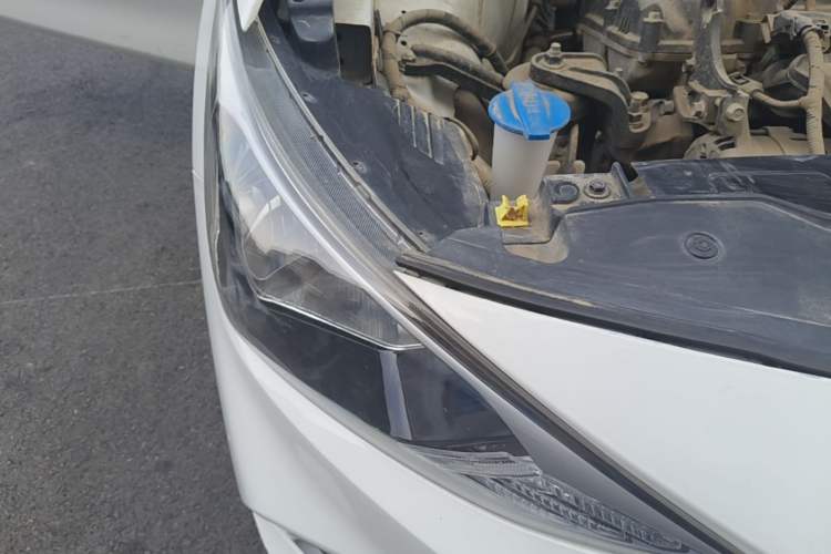 Used Hyundai Celesta 2018 1.6L Automatic GL Enjoyment Edition China VI compliant Right Front Headlight