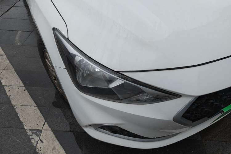 Used Hyundai Celesta 2018 1.6L Automatic GL Enjoyment Edition China VI compliant Right Front Headlight