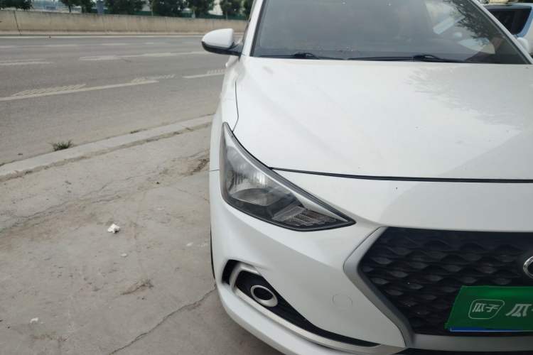 Used Hyundai Celesta 2018 1.6L Manual Enjoyment Version GLS China V Standard Right Front Headlight