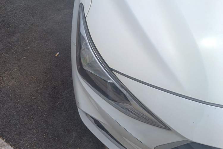 Used Hyundai Celesta 2018 1.6L Automatic GL Enjoyment Edition China VI compliant Right Front Headlight