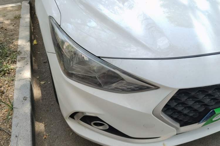 Used Hyundai Celesta 2018 1.6L Automatic GL Enjoyment Edition China VI compliant Right Front Headlight