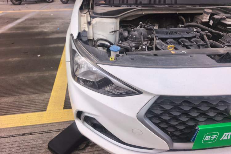 Used Hyundai Celesta 2018 1.6L Automatic GL Enjoyment Edition China VI compliant Right Front Headlight