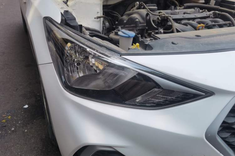 Used Hyundai Celesta 2018 1.6L Automatic GL Enjoyment Version China V Standard Right Front Headlight