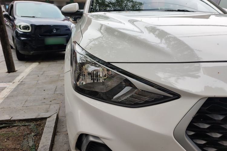 Used Hyundai Celesta 2018 1.6L Automatic GL Enjoyment Edition China VI compliant Right Front Headlight