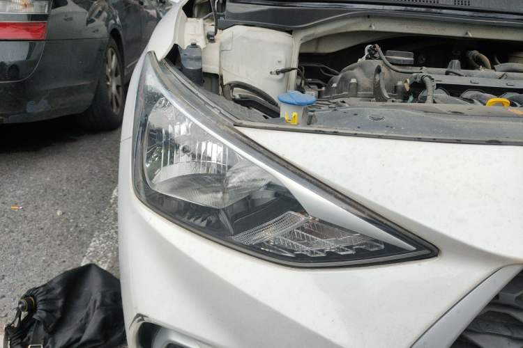 Used Hyundai Celesta 2018 1.6L Automatic GL Enjoyment Version China V Standard Right Front Headlight