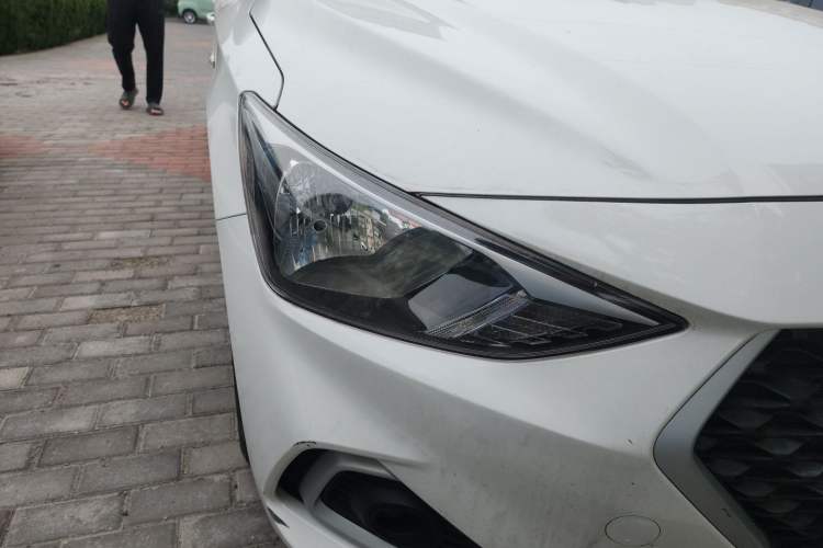 Used Hyundai Celesta 2018 1.6L Automatic GL Enjoyment Edition China VI compliant Right Front Headlight