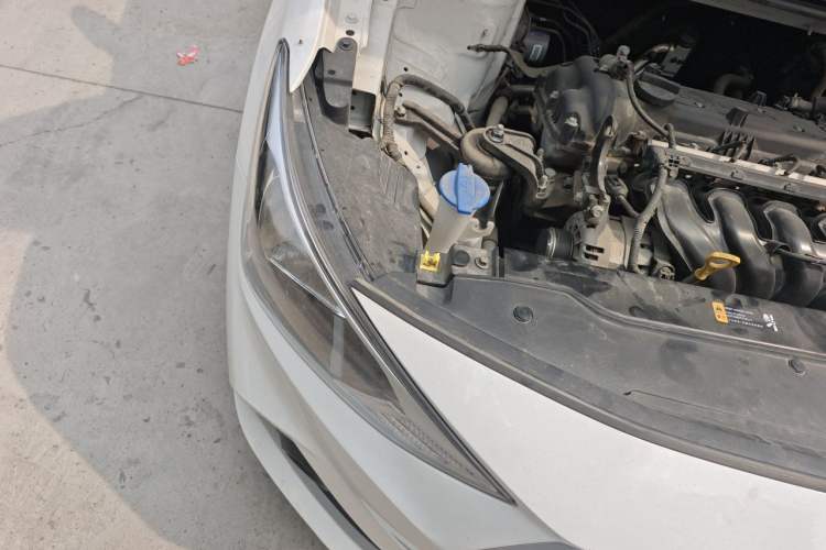Used Hyundai Celesta 2018 1.6L Automatic GL Enjoyment Edition China VI compliant Right Front Headlight