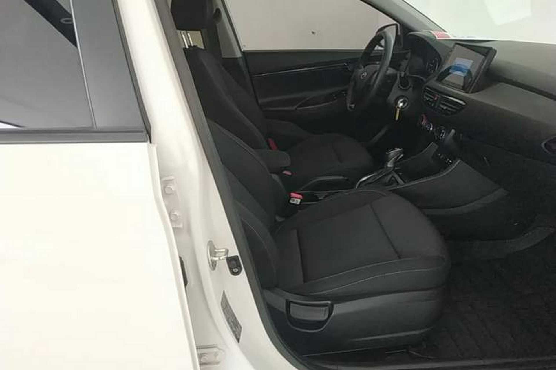 Used Hyundai Celesta 2018 1.6L Automatic GL Enjoyment Version China V Standard Right Front Seat