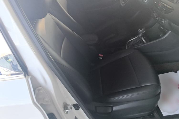 Used Hyundai Celesta 2018 1.6L Automatic GL Enjoyment Edition China VI compliant Right Front Seat
