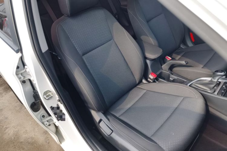 Used Hyundai Celesta 2018 1.6L Automatic GL Enjoyment Edition China VI compliant Right Front Seat