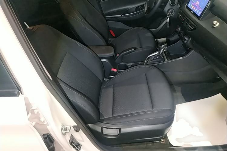 Used Hyundai Celesta 2018 1.6L Automatic GL Enjoyment Version China V Standard Right Front Seat