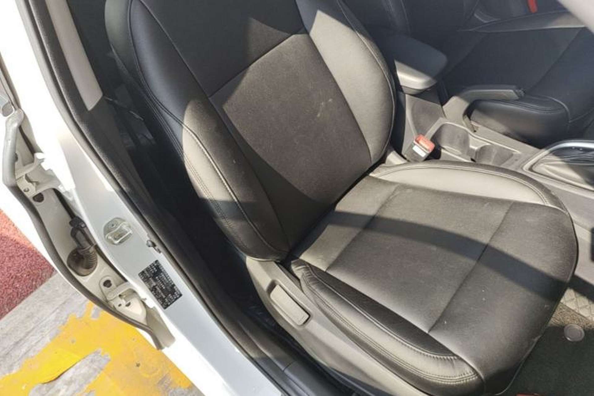 Used Hyundai Celesta 2018 1.6L Automatic GL Enjoyment Edition China VI compliant Right Front Seat