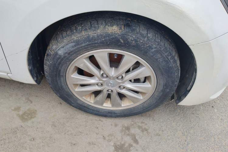 Used Hyundai Celesta 2018 1.6L Automatic GL Enjoyment Edition China VI compliant Right Front Wheel Hub