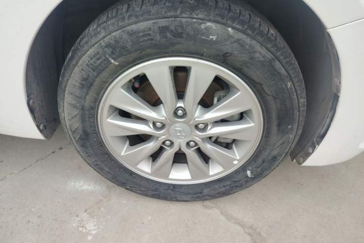 Used Hyundai Celesta 2018 1.6L Manual Enjoyment Version GLS China V Standard Right Front Wheel Hub