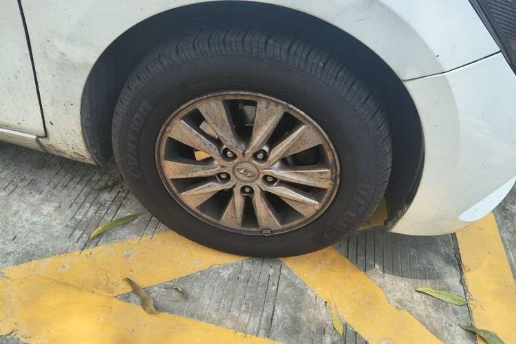 Used Hyundai Celesta 2018 1.6L Automatic GL Enjoyment Edition China VI compliant Right Front Wheel Hub