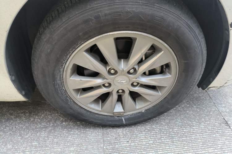 Used Hyundai Celesta 2018 1.6L Automatic GL Enjoyment Version China V Standard Right Front Wheel Hub