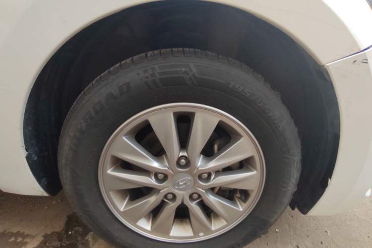 Used Hyundai Celesta 2018 1.6L Automatic Enjoyment Version GLS China V Emission Standard Right Front Wheel Hub