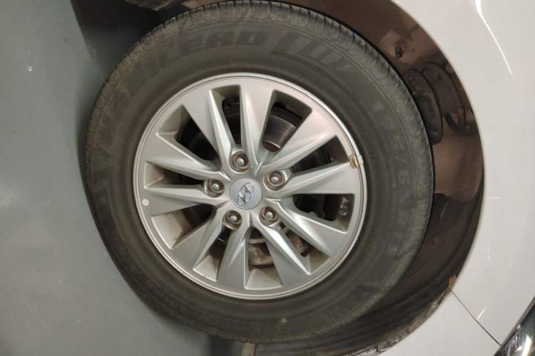 Used Hyundai Celesta 2018 1.6L Automatic GL Enjoyment Version China V Standard Right Front Wheel Hub