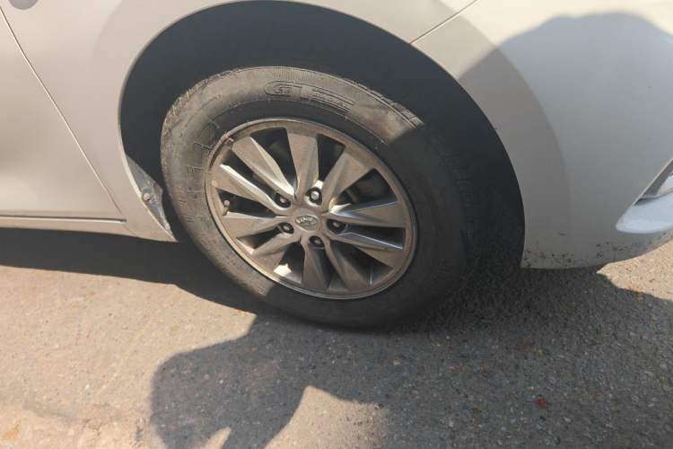 Used Hyundai Celesta 2018 1.6L Automatic GL Enjoyment Edition China VI compliant Right Front Wheel Hub