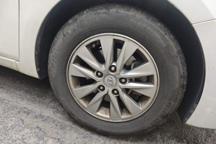 Used Hyundai Celesta 2018 1.6L Automatic GL Enjoyment Version China V Standard Right Front Wheel Hub
