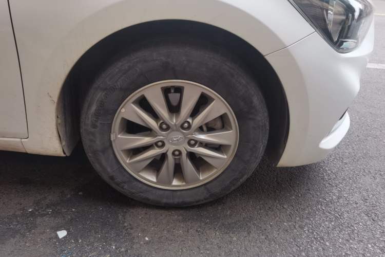 Used Hyundai Celesta 2018 1.6L Automatic GL Enjoyment Version China V Standard Right Front Wheel Hub