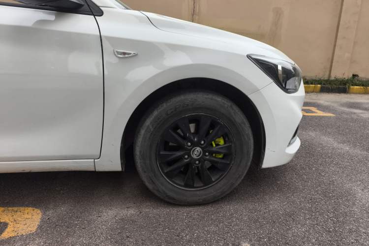 Used Hyundai Celesta 2018 1.6L Automatic GL Enjoyment Edition China VI compliant Right Front Wheel Hub