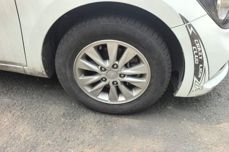 Used Hyundai Celesta 2018 1.6L Automatic GL Enjoyment Edition China VI compliant Right Front Wheel Hub