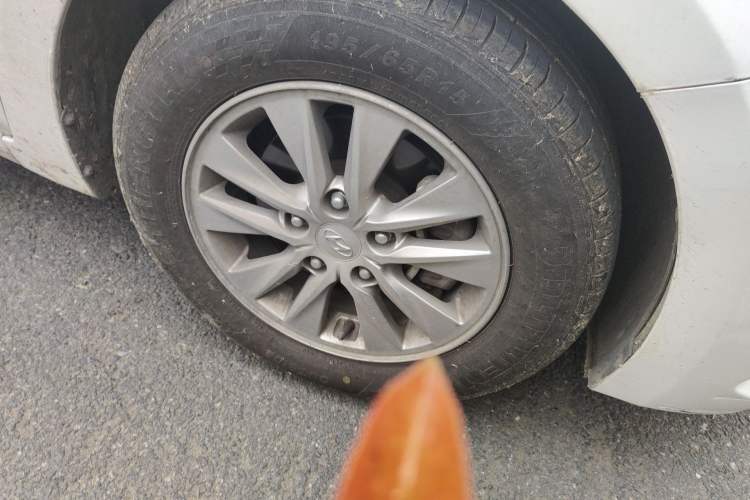 Used Hyundai Celesta 2018 1.6L Automatic GL Enjoyment Edition China VI compliant Right Front Wheel Hub