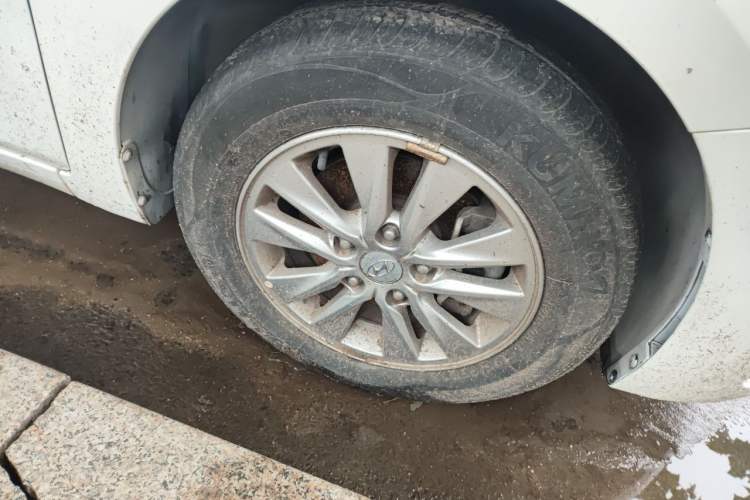 Used Hyundai Celesta 2018 1.6L Automatic GL Enjoyment Edition China VI compliant Right Front Wheel Hub