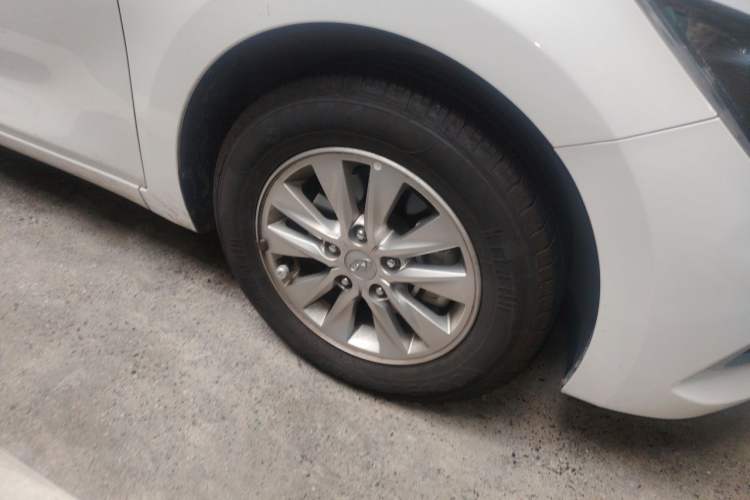 Used Hyundai Celesta 2018 1.6L Automatic GL Enjoyment Edition China VI compliant Right Front Wheel Hub