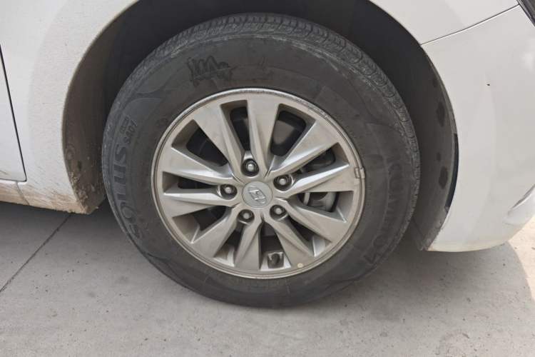 Used Hyundai Celesta 2018 1.6L Automatic GL Enjoyment Edition China VI compliant Right Front Wheel Hub
