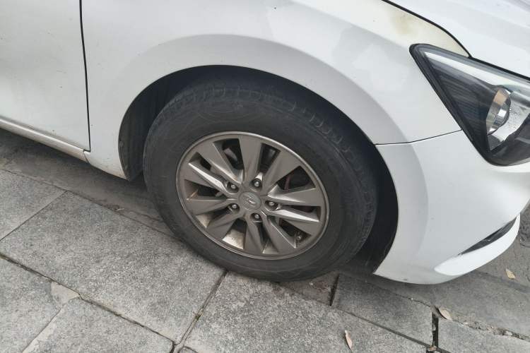Used Hyundai Celesta 2018 1.6L Automatic GL Enjoyment Edition China VI compliant Right Front Wheel Hub