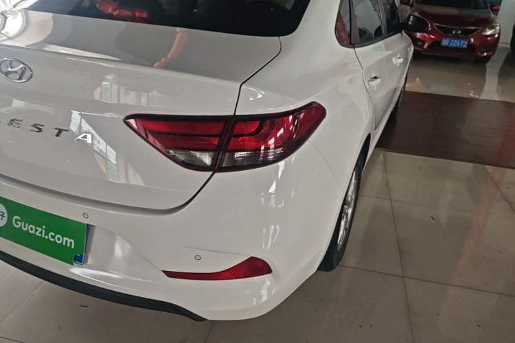 Used Hyundai Celesta 2018 1.6L Automatic GL Enjoyment Edition China VI compliant Right Rear Taillight