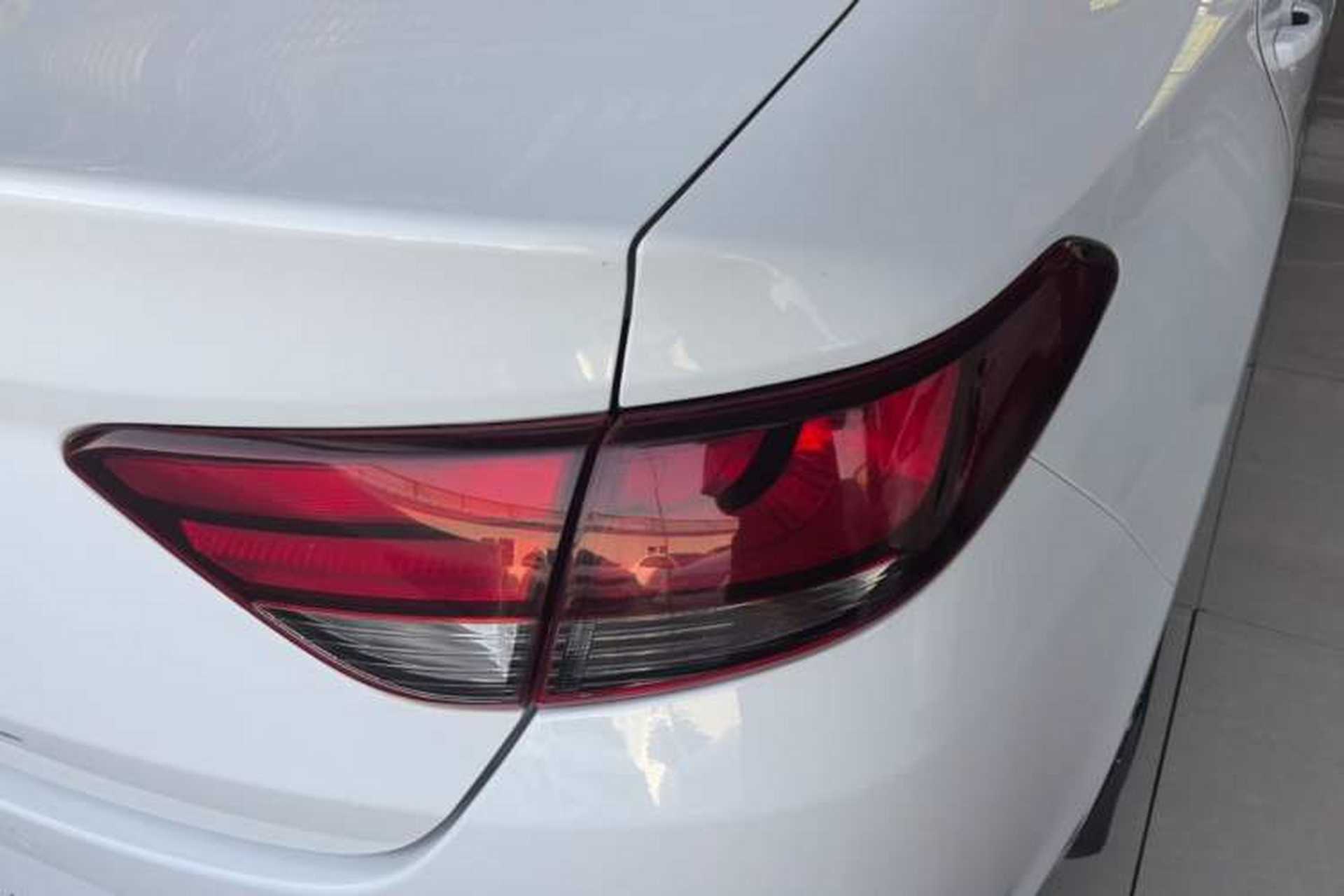 Used Hyundai Celesta 2018 1.6L Automatic GL Enjoyment Edition China VI compliant Right Rear Taillight